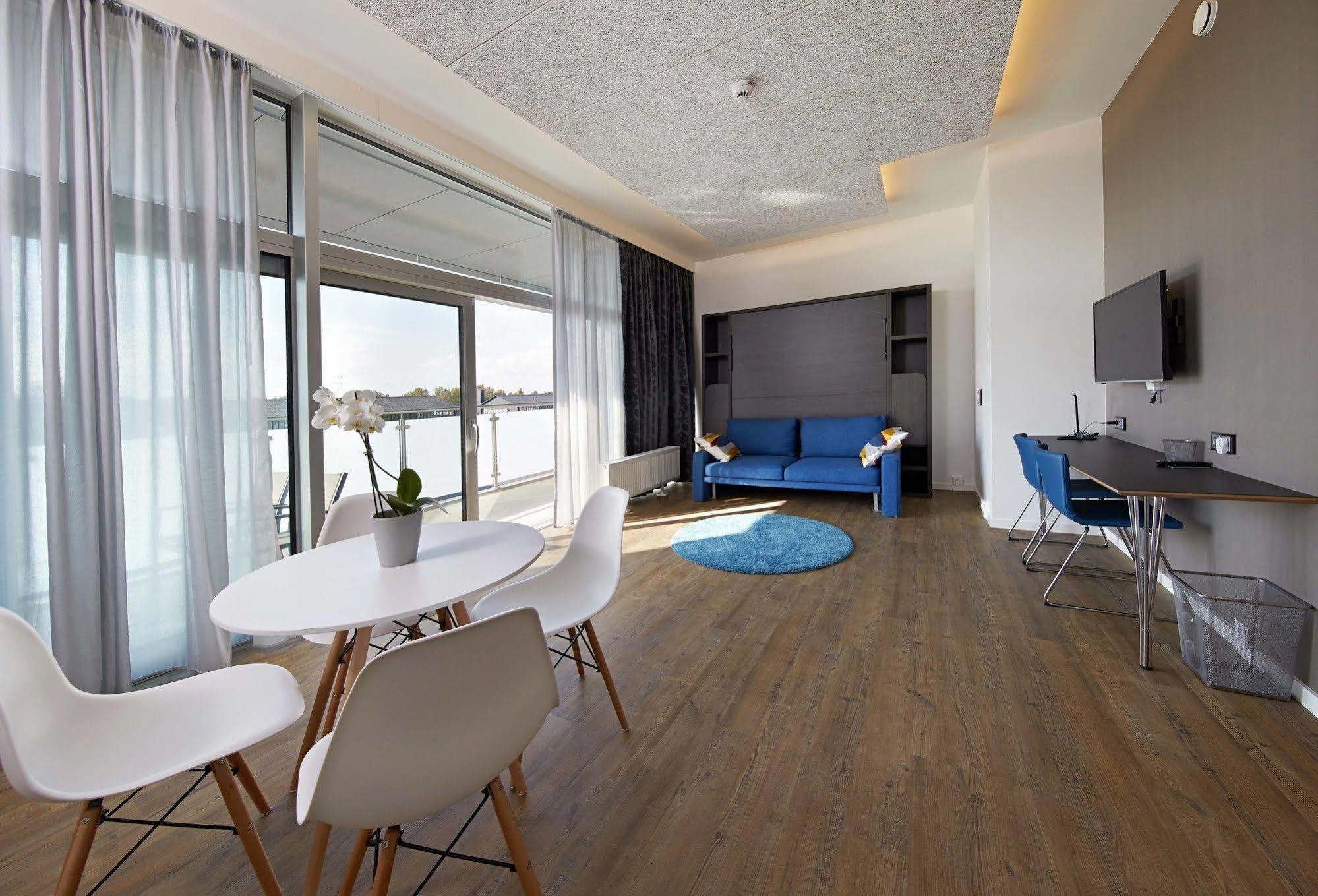 Living Suites Naerum Экстерьер фото
