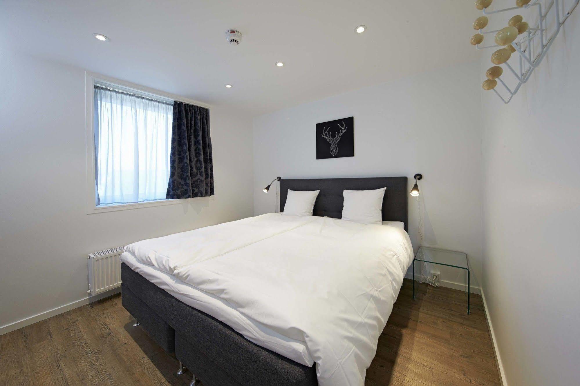 Living Suites Naerum Экстерьер фото