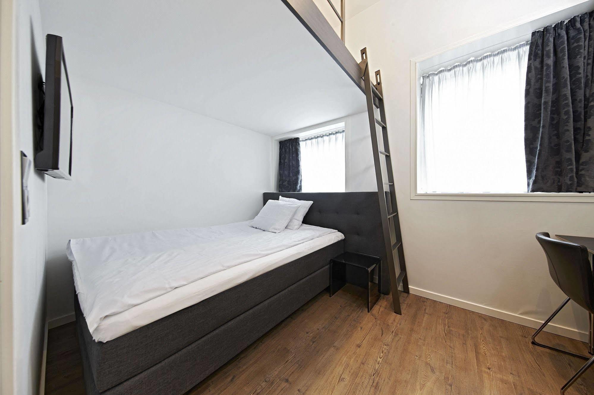 Living Suites Naerum Экстерьер фото